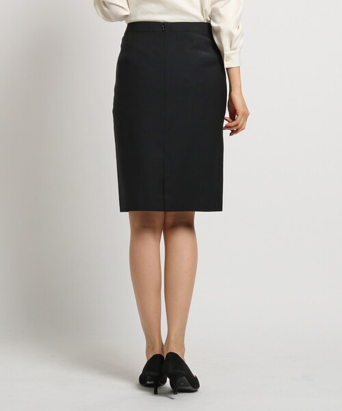 INDIVI(インディヴィ)の「ストレッチタイトスカート(スーツスカート・レディース・ブラック/ネイビー系2/グレー/ブラック系2/グレー系4・36/38/40/34)」の10枚目の写真