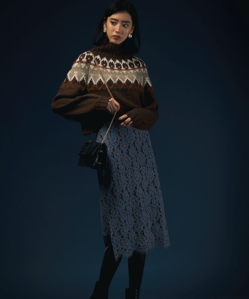 Andemiu（アンデミュウ）の「フォークロアショートニット818780（ニット/セーター・レディース・アイボリー/ブラウン・FREE）」の4枚目の写真