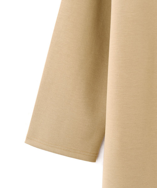 marjour（マージュール）の「SLIT CUT PULLOVER（Tシャツ/カットソー・レディース・ブラック/ベージュ・MEDIUM）」の11枚目の写真