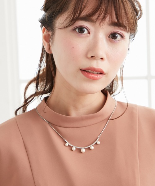 AIMER(エメ)の「パール付プレートネックレス(ネックレス・レディース・ゴールド/シルバー・フリ-)」の7枚目の写真