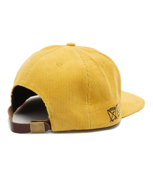 BEAMS T（ビームスティー）の「C.E / STRAPBACK CORD CAP（キャップ・メンズ・グレー/イエロー/ネイビー・ONE SIZE）」の6枚目の写真