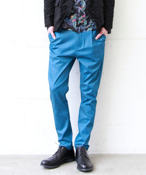 MIDWEST（ミッドウエスト）の「DIET  BUTCHER  SLIM  SKIN  NEWサルエルストレッチデニムパンツ（その他パンツ・メンズ・ブラック/ブルー/ダークブルー・1/2）」の2枚目の写真