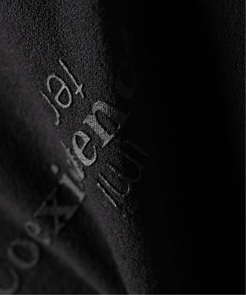 EDIFICE(エディフィス)の「LA BOUCLE / ラブ―クル メッセージプリントTシャツ(Tシャツ/カットソー・メンズ・ブラック/グレー・46/48)」の15枚目の写真