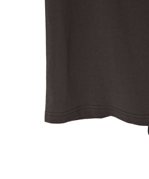 w closet(ダブルクローゼット)の「後ろレースアッププルオーバー(Tシャツ/カットソー・レディース・パープル/ブラウン/オフホワイト/スミクロ/グレイッシュベージュ・FREE)」の11枚目の写真