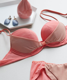 une nana cool�i�E���i�i�N�[���j�́u�g�L���L�J���t�� tokitome Bra�i3/4�J�b�v�u���W���[�j�i�u���j�v