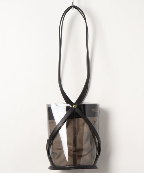 DouDou（ドゥドゥ）の「レザー×PVC ロングショルダーBAG（ショルダーバッグ・レディース・ブラウン/ブラック・FREE）」の2枚目の写真