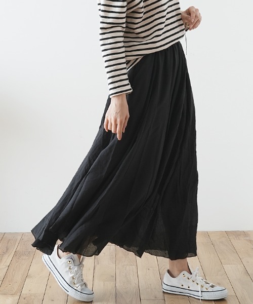 Futier land(フューティアランド)の「リネンロングフレアスカート(スカート・レディース・ホワイト/ブラック/ブルー/ミント/ホワイト系その他/ベージュ系その他/グリーン系その他/ブルー系その他/パープル系その他/ラベンダー/ブラック系その他/ベージュ/グレー系その他/グレー/コーラル/ロイヤルブルー/ブルーグリーン・FREE/フリー)」の4枚目の写真