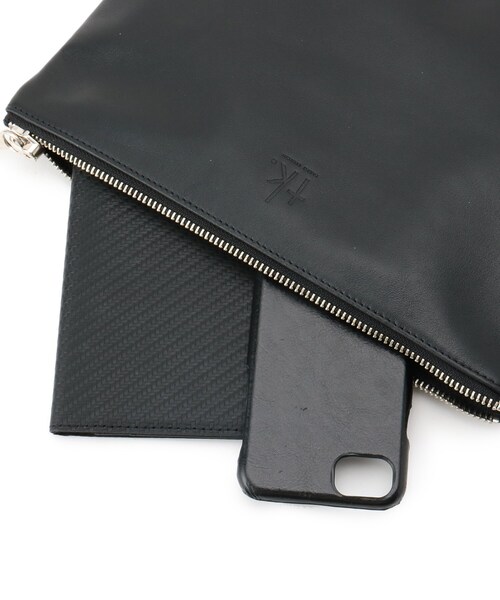 tk.TAKEO KIKUCHI（ティーケータケオキクチ）の「イタリアンレザーサコッシュ（ショルダーバッグ・メンズ・ブラック/ダークブラウン/ライトブルー・00）」の6枚目の写真