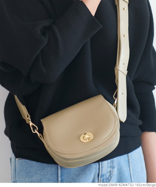 coca（coca）（コカ）の「コンパクトショルダーバッグ（ショルダーバッグ・レディース・ブラック/ベージュ・ONE SIZE）」の9枚目の写真