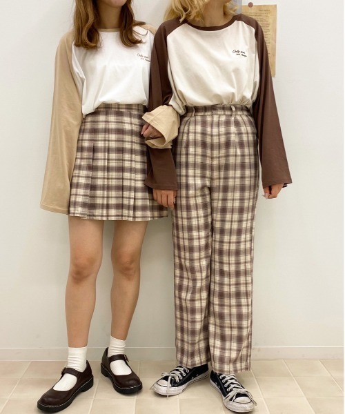 apres jour(アプレジュール)の「ラテカラーセミフレアパンツ【ZOZOTOWN限定アイテム】【8AP】(その他パンツ・レディース・ベージュ/その他/モカ/ライトベージュ・SMALL/MEDIUM)」の21枚目の写真