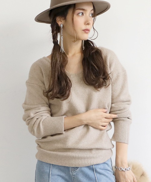 coca(coca)(コカ)の「リサイクルモヘアタッチVネックニット(ニット/セーター・レディース・ベージュ/ブラック/ブルー・ONE SIZE)」の2枚目の写真