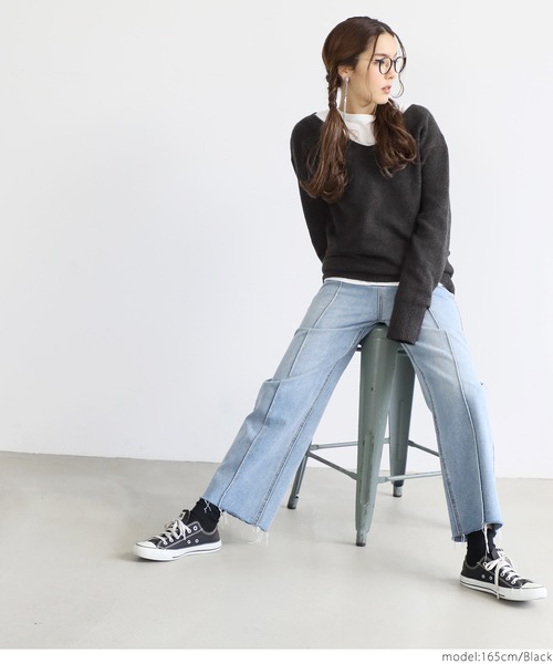 coca(coca)(コカ)の「リサイクルモヘアタッチVネックニット(ニット/セーター・レディース・ベージュ/ブラック/ブルー・ONE SIZE)」の14枚目の写真