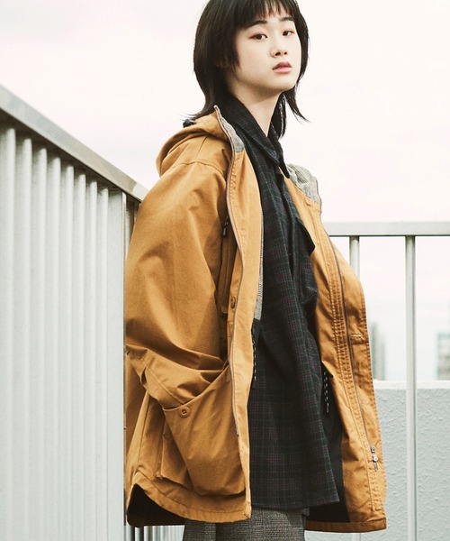 go slow caravan（ゴースローキャラバン）の「COBMASTER/コブマスター 　高密度ツイルマンパー（マウンテンパーカー・メンズ・オリーブ/ブラック/キャメル・MEDIUM/LARGE）」の3枚目の写真