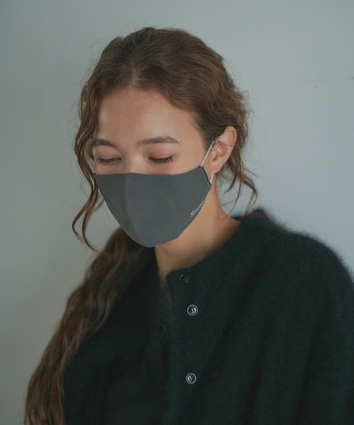 PUAL CE CIN（ピュアルセシン）の「ホールガーメント SMILEマスク 大人用（マスク・レディース・オフホワイト/グレー/ライトグレー/ベージュ・FREE）」の11枚目の写真