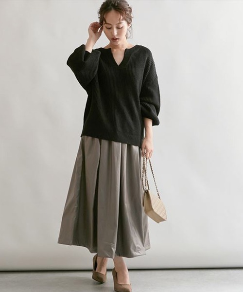 STYLEBLOCK(スタイルブロック)の「フェイクレザータックスカート(スカート・レディース・パープル/アッシュブラウン/ブラック/グレイッシュベージュ・M)」の3枚目の写真