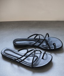 低反発クッション入り。華奢見え、ヌーディ。細ストラップフラットサンダル