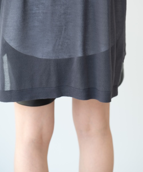 Solace（ソレイス）の「オーバーサイズシアーニット（ニット/セーター・レディース・チャコールグレー/ライトグレー/グリーン・FREE）」の22枚目の写真