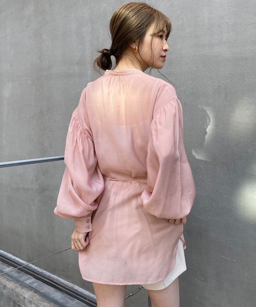 one after another NICE CLAUP(ワンアフターアナザーナイスクラップ)の「【WEB限定】バンドカラーシアーシャツ(シャツ/ブラウス・レディース・オフホワイト/ベージュ/ブルー/コーラルピンク/ブラウン/ミント・FREE)」の8枚目の写真