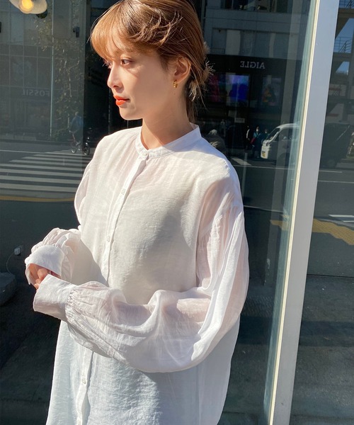 one after another NICE CLAUP(ワンアフターアナザーナイスクラップ)の「【WEB限定】バンドカラーシアーシャツ(シャツ/ブラウス・レディース・オフホワイト/ベージュ/ブルー/コーラルピンク/ブラウン/ミント・FREE)」の17枚目の写真