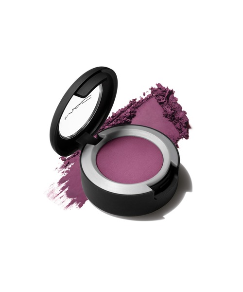 M・A・C（マック）の「【M･A･C /マック】パウダー キス アイシャドウ（アイシャドウ・レディース・ベスト オブ ミー/ワット クラウト！/ストライク ア ポーズ/ライプンド/ギブ ア グラム/デボーテッド トゥ チリ/ソー オート ライト ナウ/マイ トゥイーディ/フェルト キュート/ピー フォー ポテント/グッド ジーンズ/サッチ ア チュール/パー スウェード ミー/ディーズ バッグス アー デザイナー・FREE）」の11枚目の写真