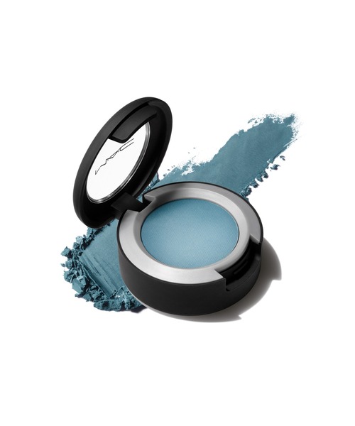 M・A・C（マック）の「【M･A･C /マック】パウダー キス アイシャドウ（アイシャドウ・レディース・ベスト オブ ミー/ワット クラウト！/ストライク ア ポーズ/ライプンド/ギブ ア グラム/デボーテッド トゥ チリ/ソー オート ライト ナウ/マイ トゥイーディ/フェルト キュート/ピー フォー ポテント/グッド ジーンズ/サッチ ア チュール/パー スウェード ミー/ディーズ バッグス アー デザイナー・FREE）」の12枚目の写真