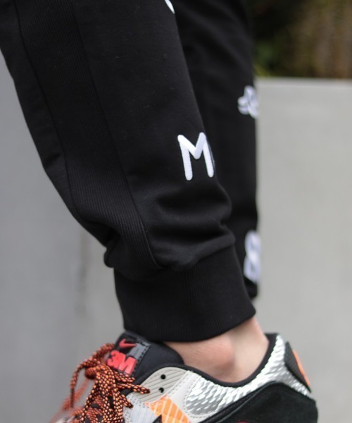 muta（ムータ）の「muta/ムータ/別注 Wappen Sweat Pants（スウェットパンツ・メンズ・ブラック/グレー・MEDIUM/LARGE/X-LARGE）」の14枚目の写真