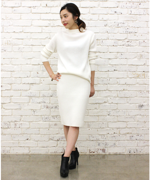 DouDou（ドゥドゥ）の「ボトルネックプルオーバー（ニット/セーター・レディース・オフホワイト/ブルー/ネイビー・FREE）」の10枚目の写真