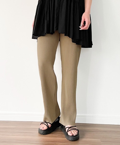 JUNOAH（ジュノア）の「ストレートリブパンツ（その他パンツ・レディース・ライトグレー/ブラック/ネイビー/ワイン/グレイッシュベージュ・MEDIUM/LARGE/X-LARGE）」の3枚目の写真