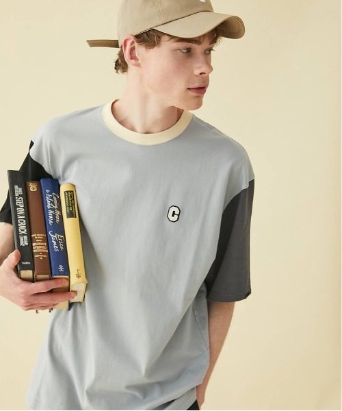 COVERNAT(カバーナット)の「【COVERNAT】COLOR MIX WAPPEN TEE / カバーナット カラー ミックス ワッペン Tシャツ(Tシャツ/カットソー・メンズ・ネイビー/グレー/グリーン・SMALL/MEDIUM/LARGE/X-LARGE)」の6枚目の写真