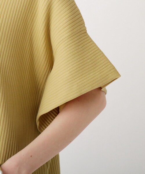 OPAQUE.CLIP(オペークドットクリップ)の「◆マルチファンクション フリルスリーブリブニット【WEB限定サイズ】(ニット/セーター・レディース・サンドベージュ/ホワイト系/ブラック/イエロー・34/42/40/36/38)」の6枚目の写真