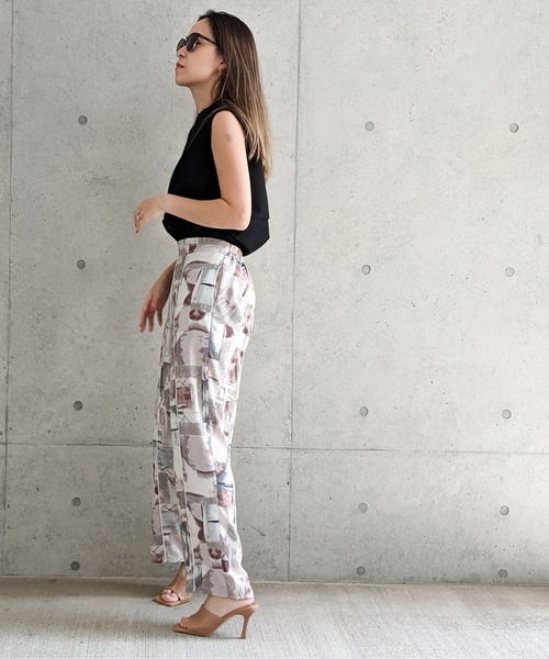 Per sist ence（パーシエンス）の「Per sist ence/パーシエンス　ケープ付き ノースリーブシャツ（シャツ/ブラウス・レディース・ベージュ/オフホワイト/ブラック・FREE）」の17枚目の写真