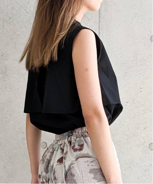 Per sist ence（パーシエンス）の「Per sist ence/パーシエンス　ケープ付き ノースリーブシャツ（シャツ/ブラウス・レディース・ベージュ/オフホワイト/ブラック・FREE）」の14枚目の写真