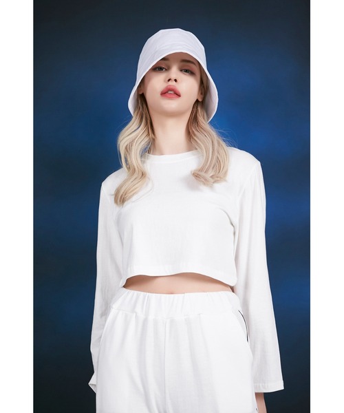 VARZAR（バザール）の「A'GEM/9 × .kom『VARZAR/バザール』Stud drop over fit bucket hat/スタッズ ドロップ オーバーフィット バケットハット（ハット・レディース・ホワイト/ブラック・FREE）」の10枚目の写真