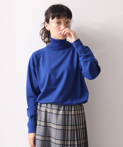yuni(ユニ )の「FF30 タートルネックプルオーバー(ニット/セーター・レディース・ブラック/レッド/イエロー/キナリ/ブルー/ブラウン/グリーン/オレンジ/ピンク/グリーン系その他/サックスブルー/イエロー系その他・FREE)」の7枚目の写真