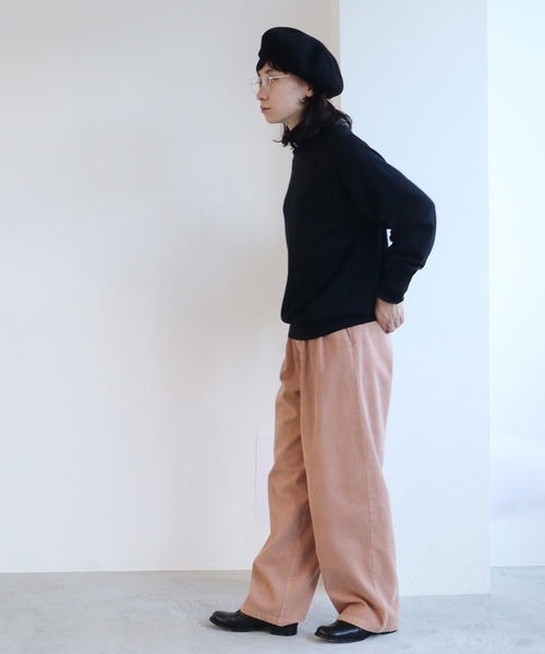 yuni(ユニ )の「FF30 タートルネックプルオーバー(ニット/セーター・レディース・ブラック/レッド/イエロー/キナリ/ブルー/ブラウン/グリーン/オレンジ/ピンク/グリーン系その他/サックスブルー/イエロー系その他・FREE)」の19枚目の写真
