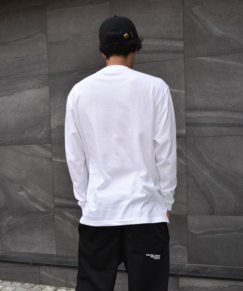 DOUBLE STEAL（ダブルスティール）の「Classic Red Car 長袖Tシャツ（Tシャツ/カットソー・メンズ・ホワイト/ブラック/キャメル・MEDIUM/LARGE/X-LARGE/XX-LARGE）」の4枚目の写真