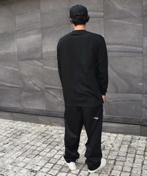 DOUBLE STEAL（ダブルスティール）の「Classic Red Car 長袖Tシャツ（Tシャツ/カットソー・メンズ・ホワイト/ブラック/キャメル・MEDIUM/LARGE/X-LARGE/XX-LARGE）」の12枚目の写真