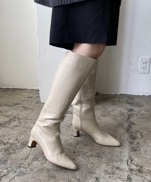 CAPRICIEUX LE'MAGE（カプリシューレマージュ）の「ポインテッドロングブーツ（ブーツ・レディース・ブラック/ライトベージュ・23.5/24.5）」の10枚目の写真