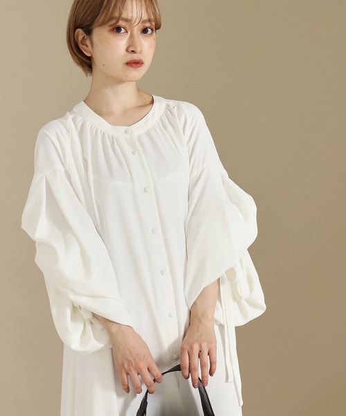 AULI（アウリィ）の「【低身長向けサイズ】シャーリングボリュームスリーブロングシャツワンピース（ワンピース・レディース・ホワイト/ブラウン/ブラック・XS/S）」の10枚目の写真