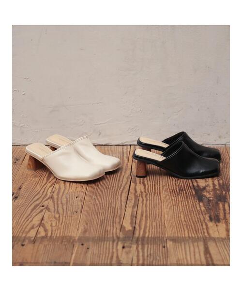 Green Parks(グリーンパークス)の「・minia スクエアトゥミュール*(サンダル・レディース・ブラック/アイボリー・LL/S/M/L)」の8枚目の写真