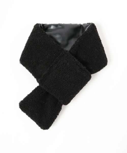 Ray BEAMS(レイビームス)の「Ray BEAMS / フェイクレザー 中綿 コンビ マフラー(マフラー・レディース・ブラック/グリーン・ONE SIZE)」の7枚目の写真