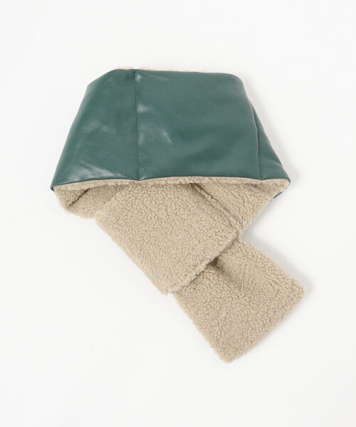 Ray BEAMS(レイビームス)の「Ray BEAMS / フェイクレザー 中綿 コンビ マフラー(マフラー・レディース・ブラック/グリーン・ONE SIZE)」の9枚目の写真