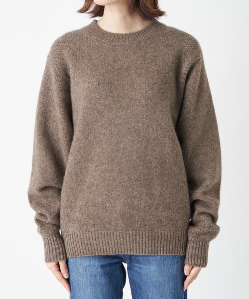 RIVE DROITE（リヴドロワ）の「ふわふわの素材感が女性らしい　YAK100クルーネックニット（ニット/セーター・レディース・アイボリー/モカ/グリーン系その他・FREE）」の9枚目の写真