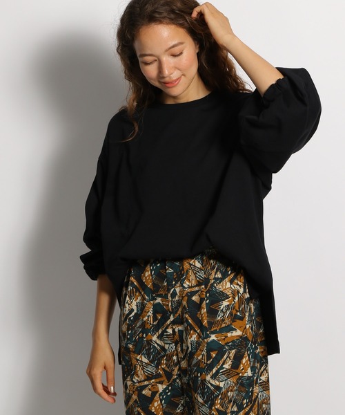 niko and...(ニコアンド)の「ボリュームランタン袖プルオーバー(Tシャツ/カットソー・レディース・グリーン/キャメル/パープル/ホワイト/ブラック/オフホワイト・LARGE/MEDIUM)」の3枚目の写真