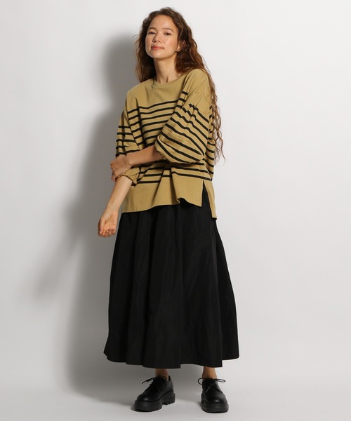 niko and...(ニコアンド)の「ボリュームランタン袖プルオーバー(Tシャツ/カットソー・レディース・グリーン/キャメル/パープル/ホワイト/ブラック/オフホワイト・LARGE/MEDIUM)」の12枚目の写真