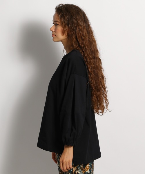 niko and...(ニコアンド)の「ボリュームランタン袖プルオーバー(Tシャツ/カットソー・レディース・グリーン/キャメル/パープル/ホワイト/ブラック/オフホワイト・LARGE/MEDIUM)」の14枚目の写真