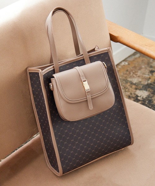 mysty woman(ミスティウーマン)の「モノグラムアウトミニバッグ 236643(トートバッグ・レディース・ベージュ/ブラウン/ダークブラウン/ライトベージュ・FREE)」の1枚目の写真