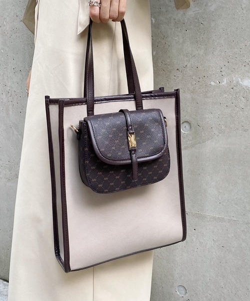 mysty woman(ミスティウーマン)の「モノグラムアウトミニバッグ 236643(トートバッグ・レディース・ベージュ/ブラウン/ダークブラウン/ライトベージュ・FREE)」の3枚目の写真