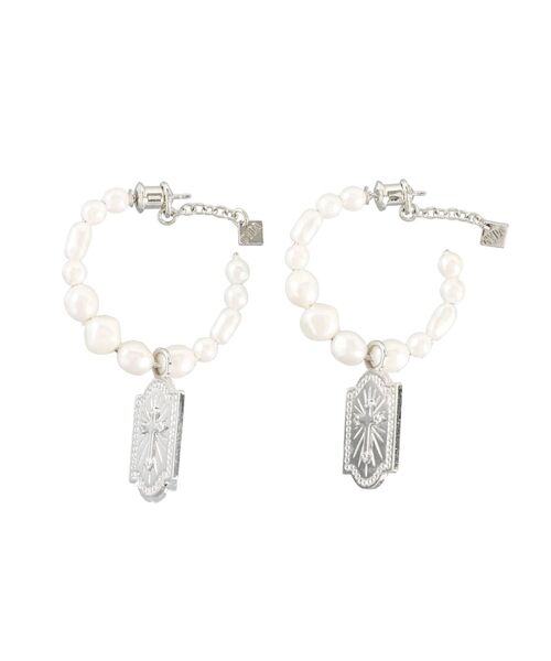 GYDA（ジェイダ）の「JEYSUS パールメダイフープピアス（ピアス（両耳用）・レディース・シルバー/ゴールド・FREE）」の9枚目の写真