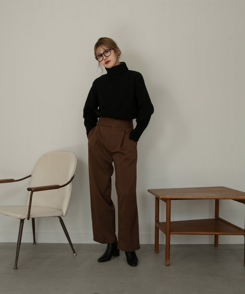 Amiur（エミレ）の「compact straight pants（その他パンツ・レディース・ブラック/グレー/ブラウン・S/M）」の7枚目の写真